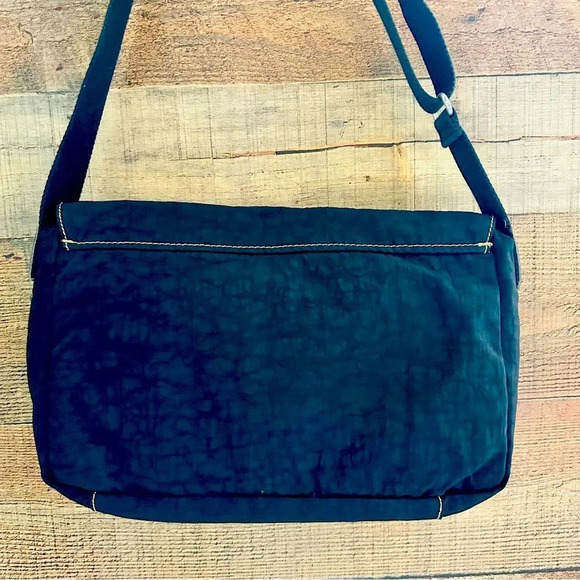 Kipling Unisex Nylon Messenger/Crossbody Bag - Picture 2 of 12